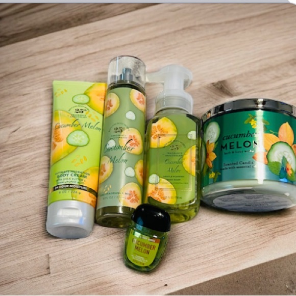 Cucumber Melon Bath and Body Works - Picture 2 of 7